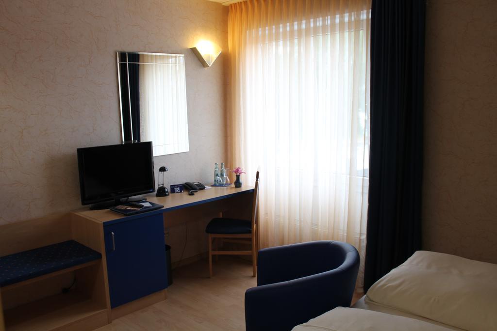 Chassalla 3* Кассель